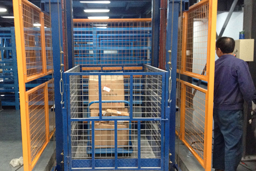 導(dǎo)軌式升降貨梯