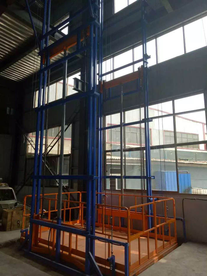 天天家具有限公司定制的升降貨梯