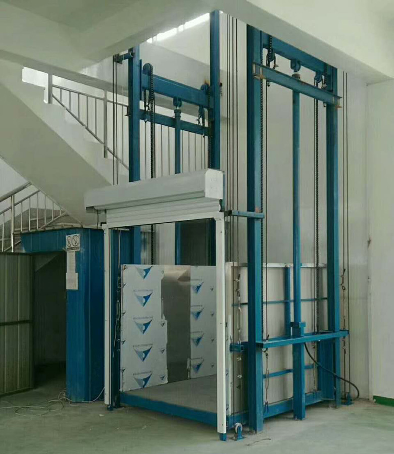 重慶長(zhǎng)壽美樂(lè)購(gòu)超市液壓貨梯